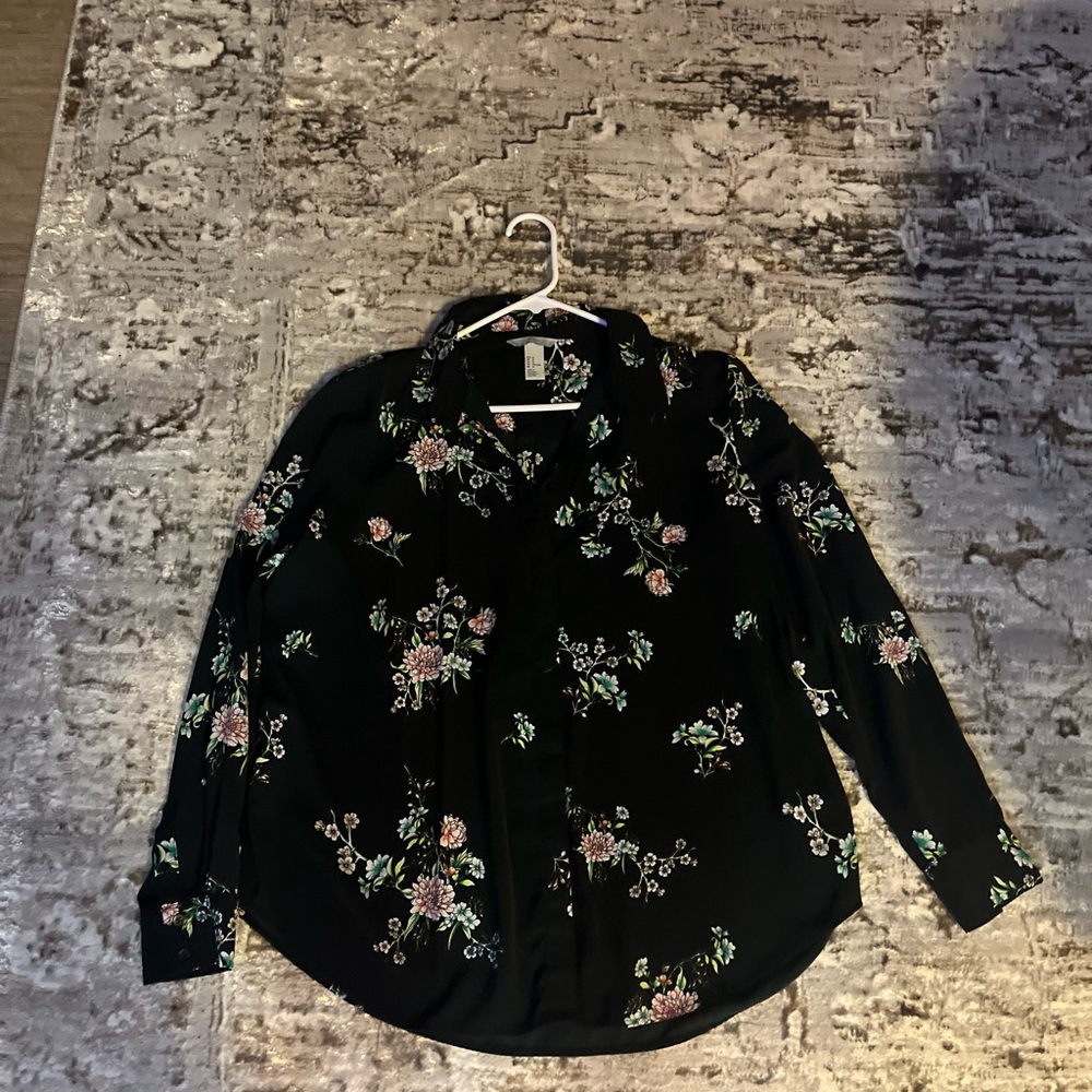 H&M Black Floral Button Down Shirt
